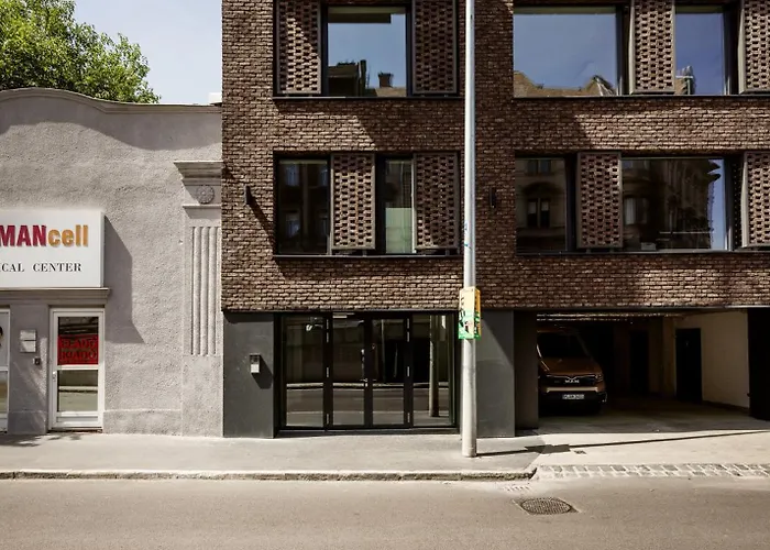 Apartamento Sleek With Balcony And Parking *