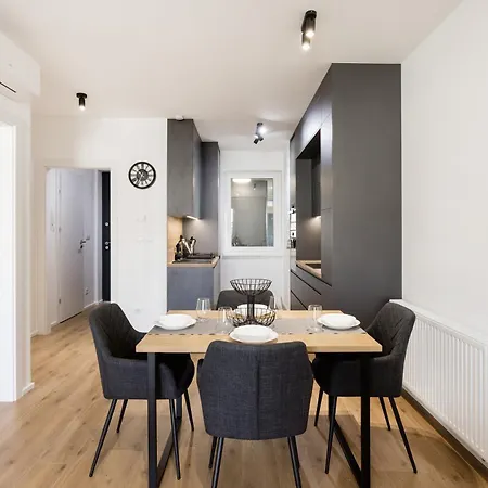 Sleek With Balcony And Parking Apartmán Budapešť